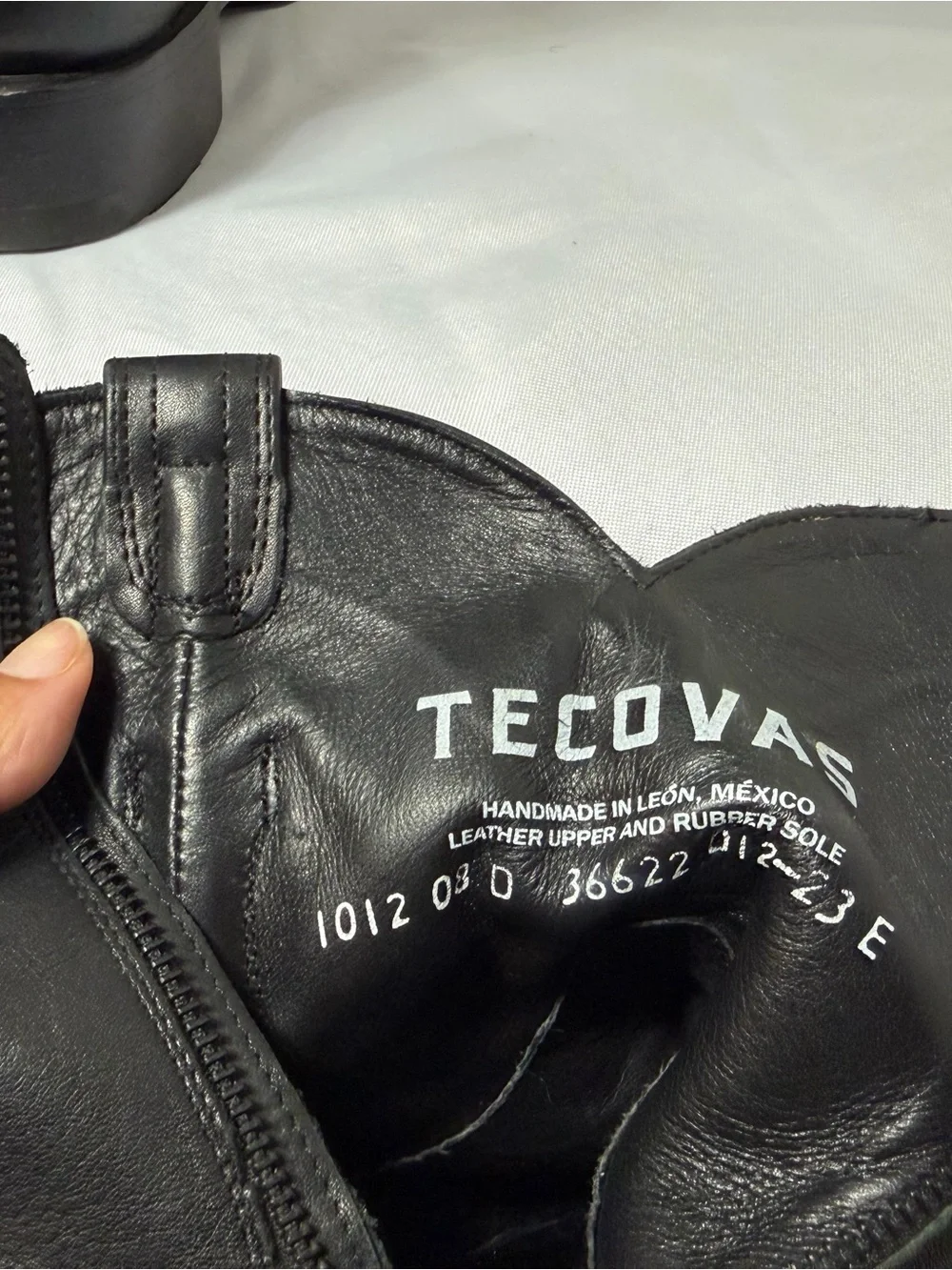Tecovas smooth black